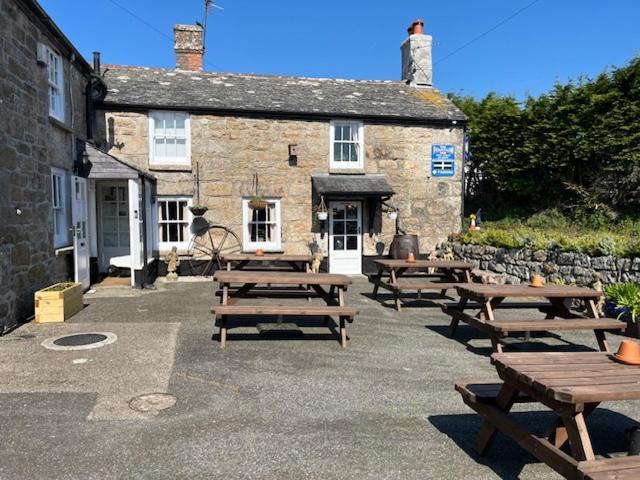 The Fountain Inn Madron Exterior foto